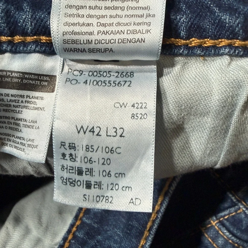 Levis 505 Jeans Mens 42x32 Blue Straight Leg Stretch Faded Whiskers Cowboy Biker
